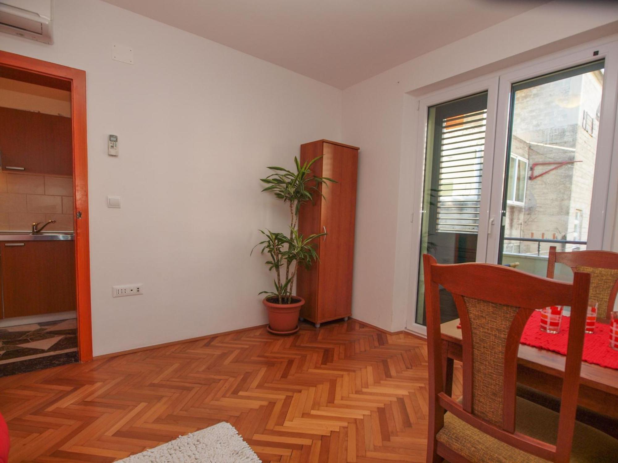 Vila Puharic Apartman Makarska Szoba fotó